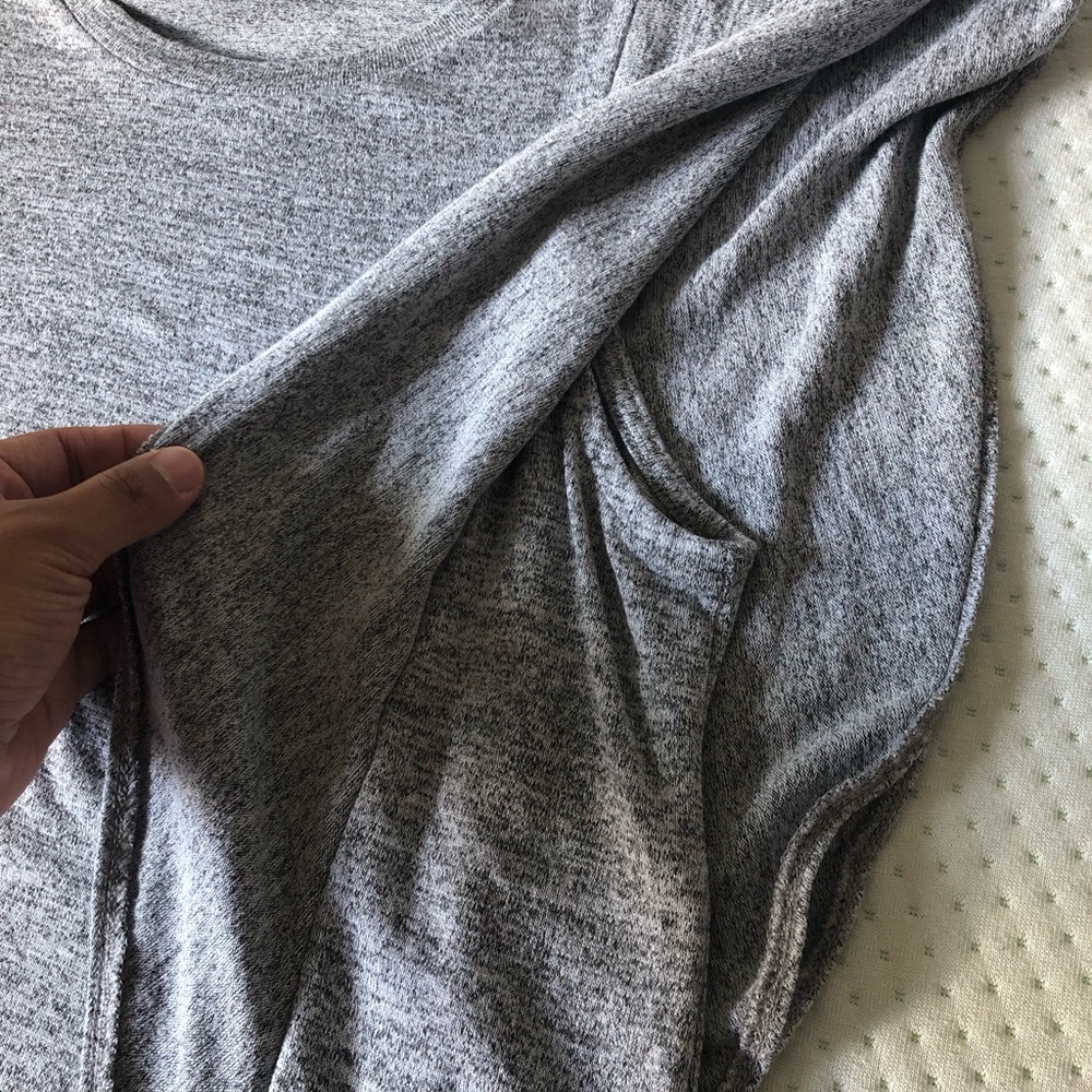 GAP Ruffle Top - Picture 5 of 10